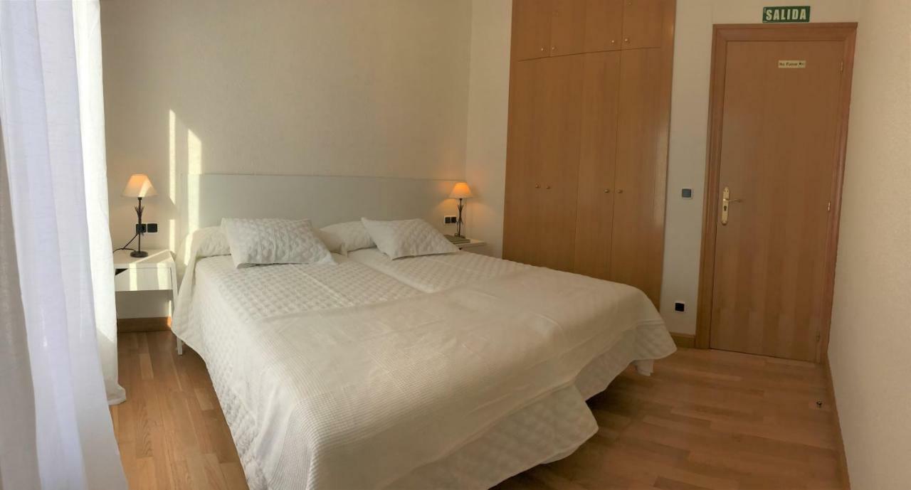 Lindux Apart Pamplona Exterior foto
